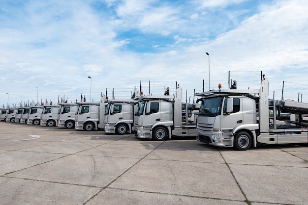 group-trucks-parked-line-truck-stop_342744-1296